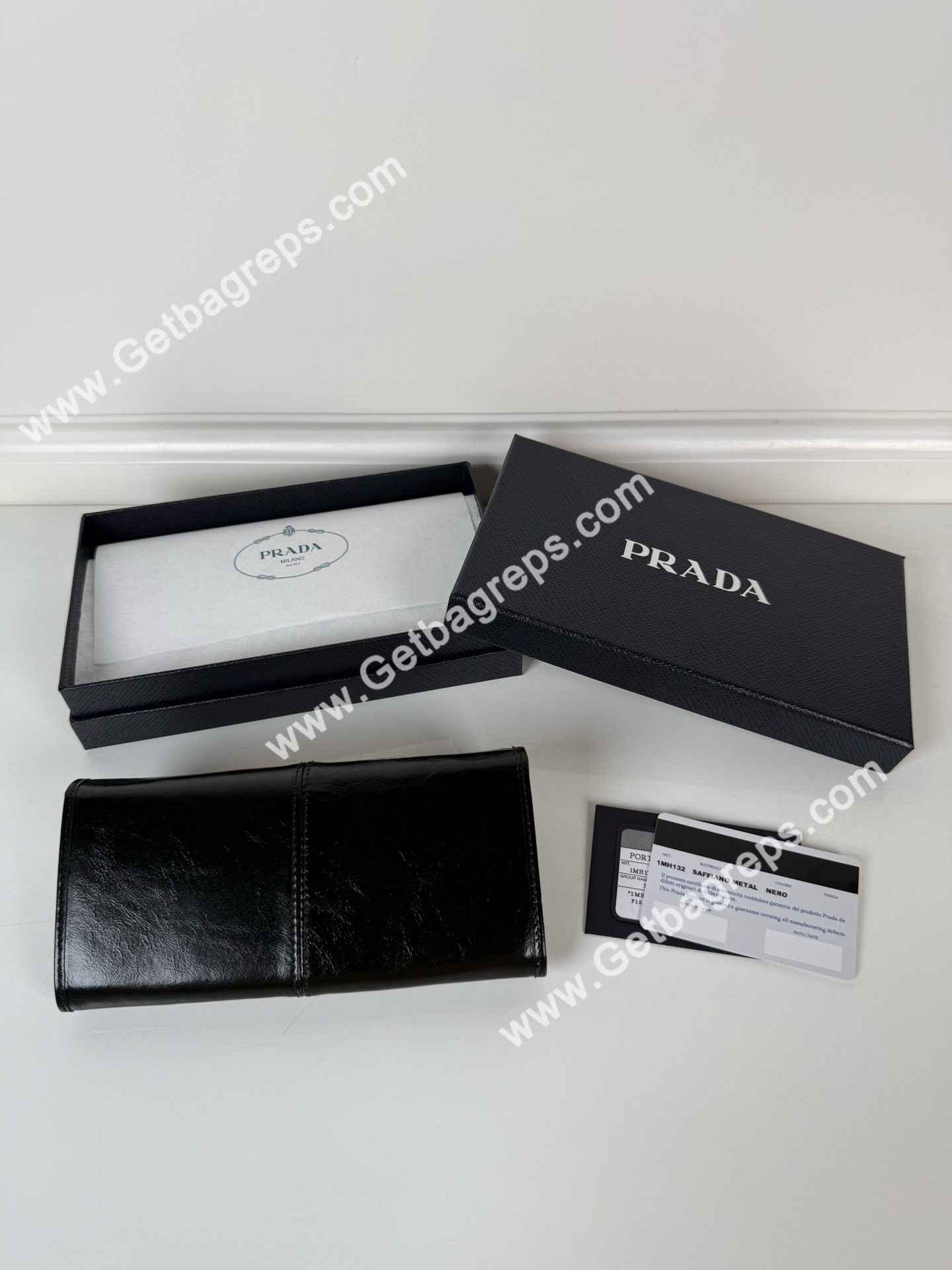 Prada 1MH132 Men Wallet Black-1