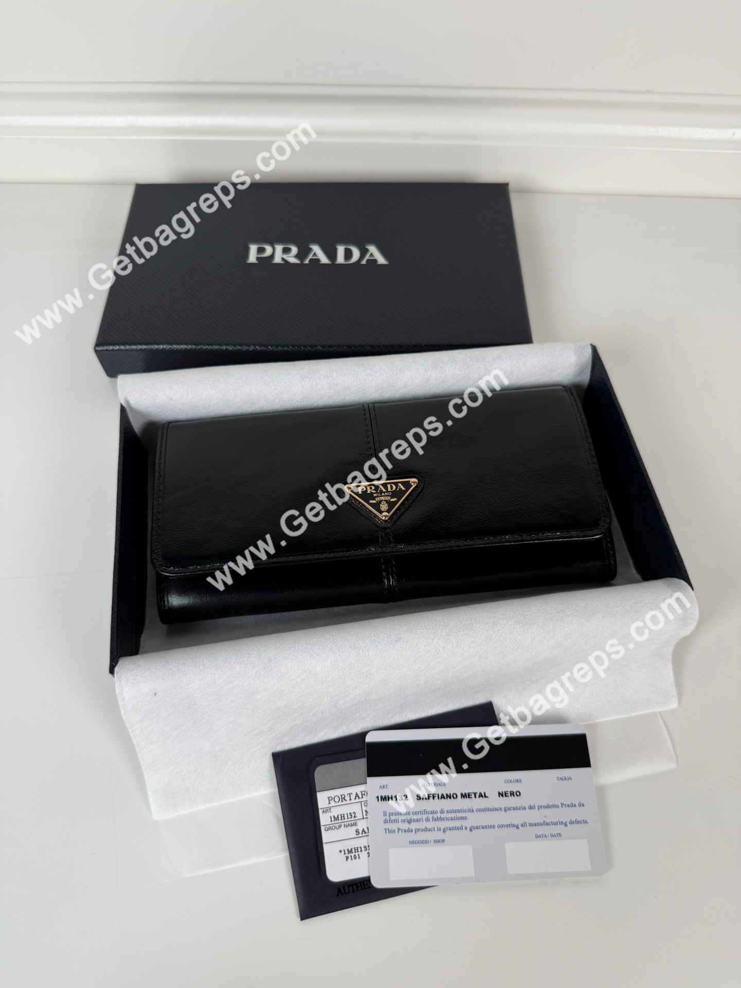 Prada 1MH132 Men Wallet Black-2