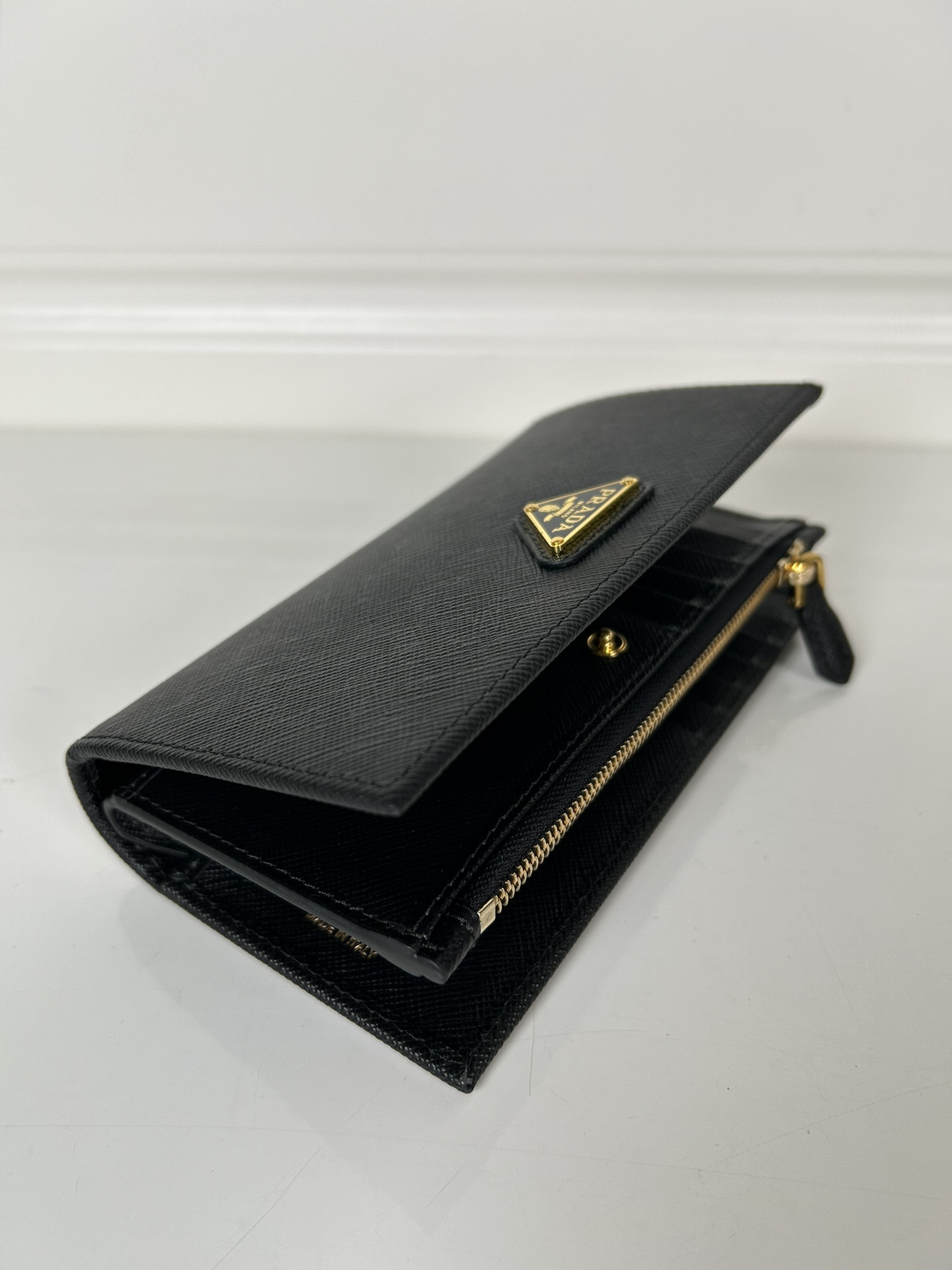 Prada 1ML009 Wallet Black