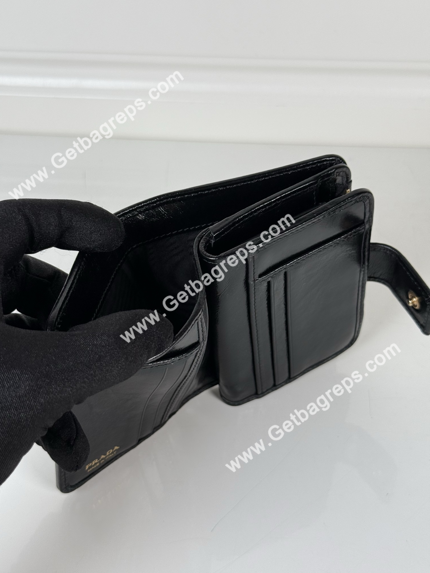 Prada 1ML018 Men Wallet Black-1