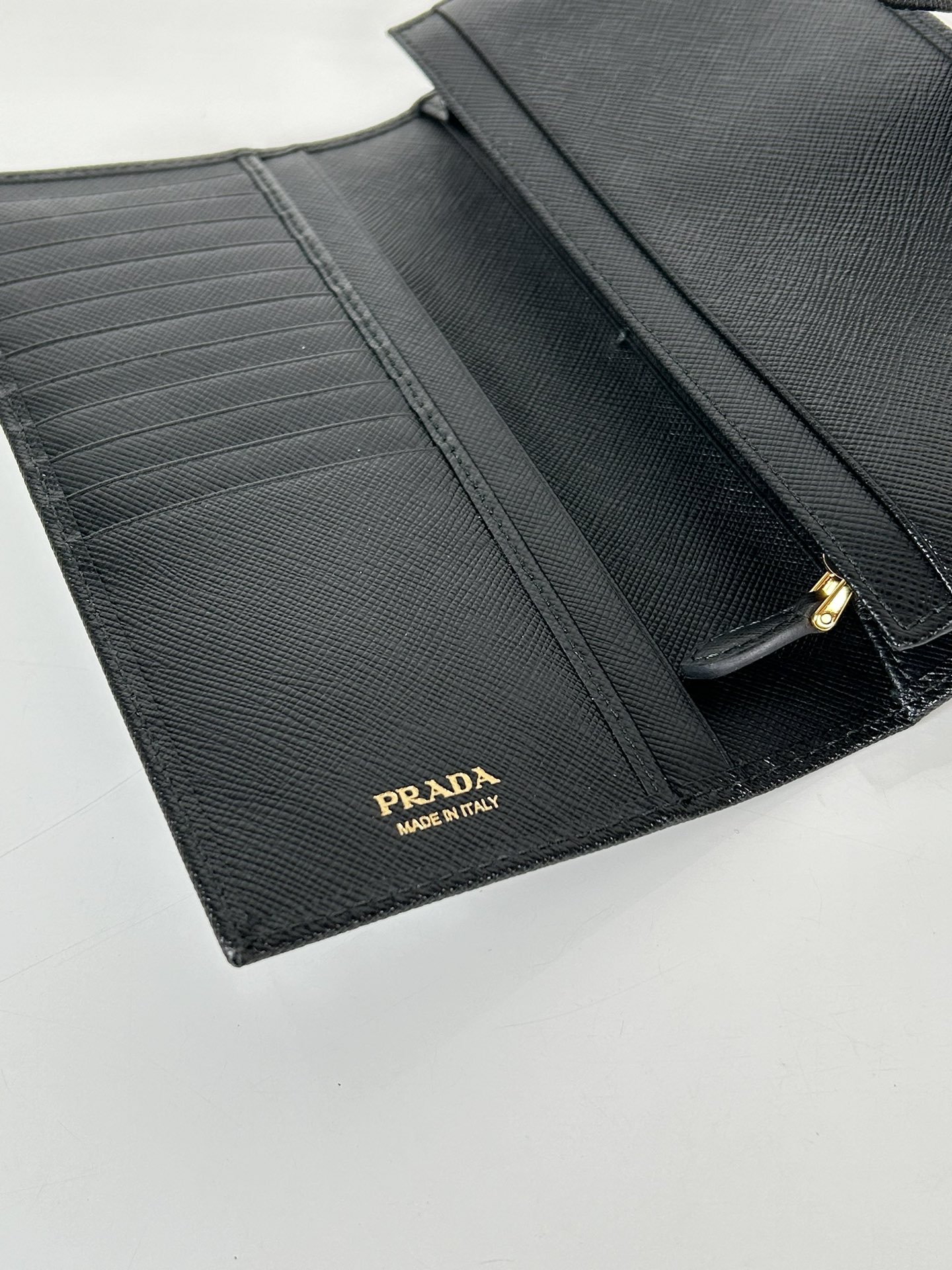 Prada 1MV025 Wallet Black