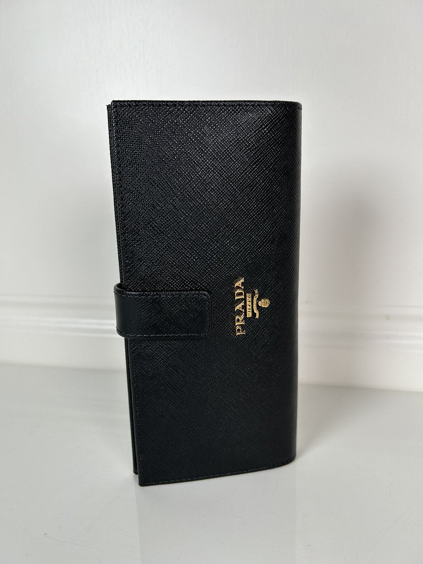 Prada 1MV025 Wallet Black