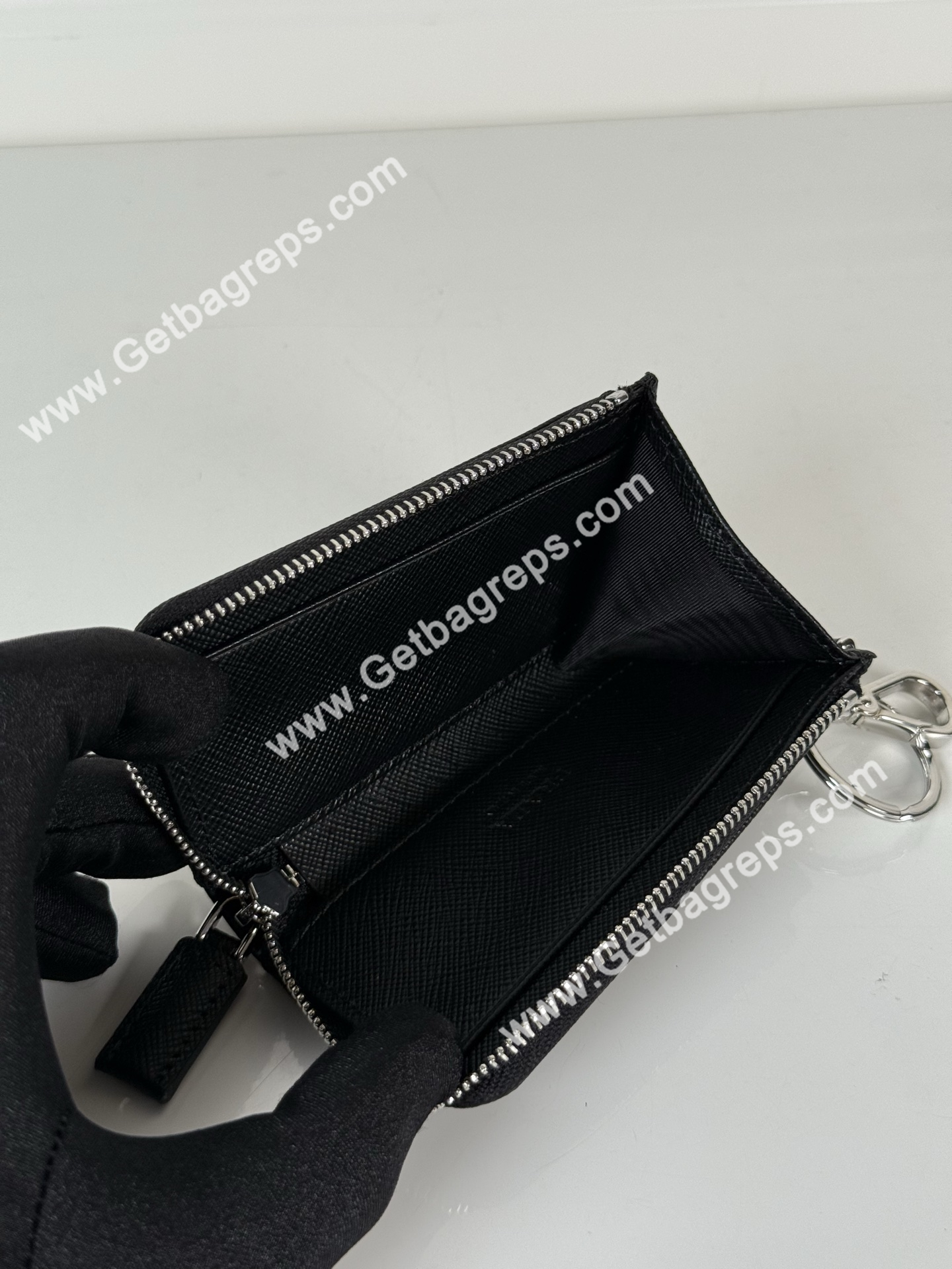 Prada 1TT085 Men Key Wallet Black