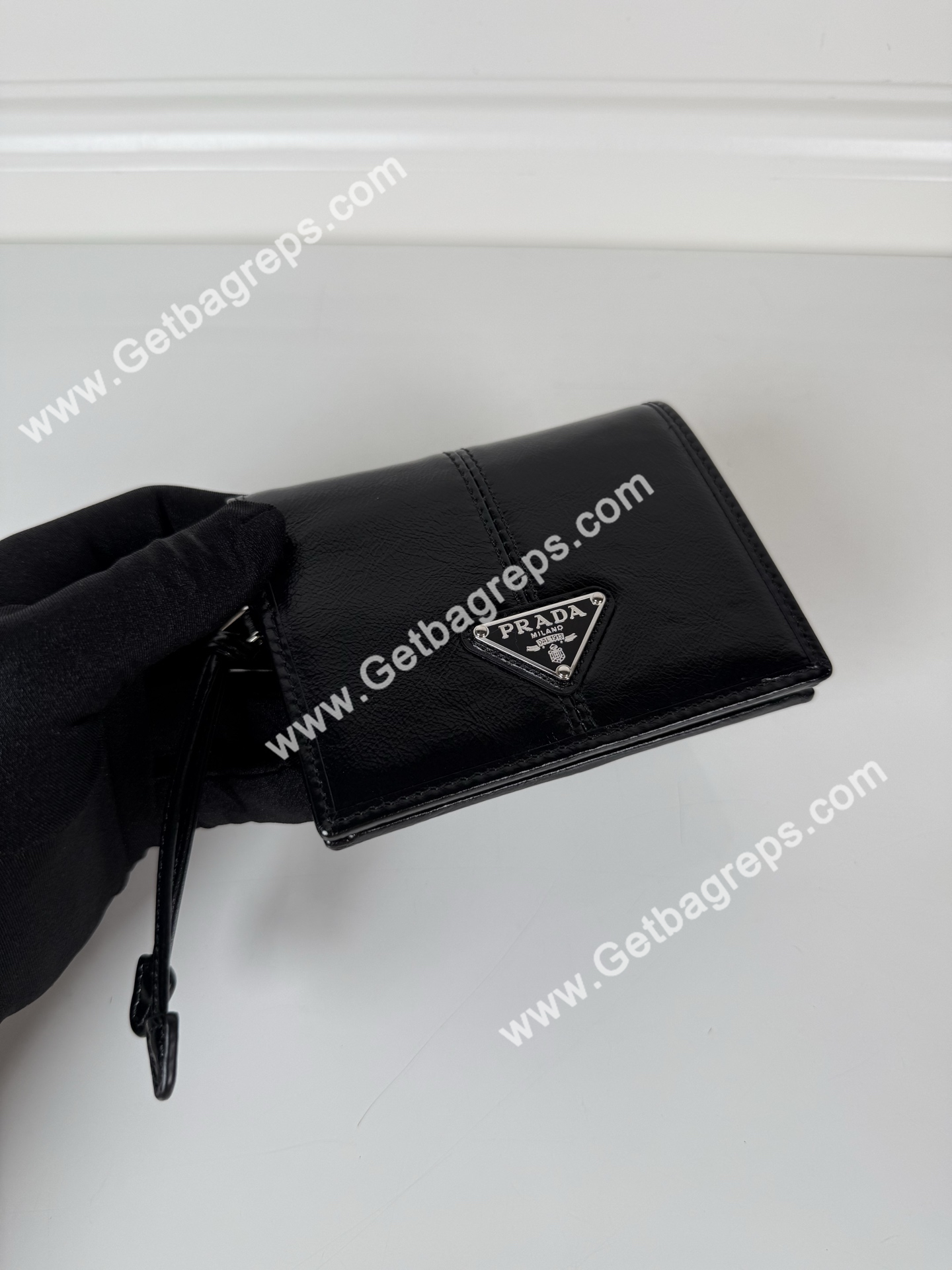 Prada 2MM003 Men Wallet Black-1