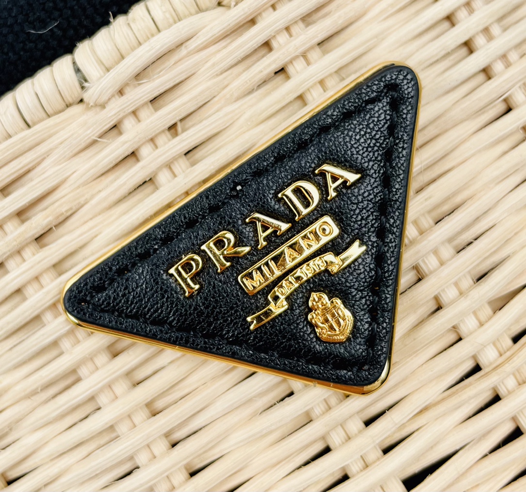 Prada Bolso Saco de Mimbre y Lona Black 1BE062