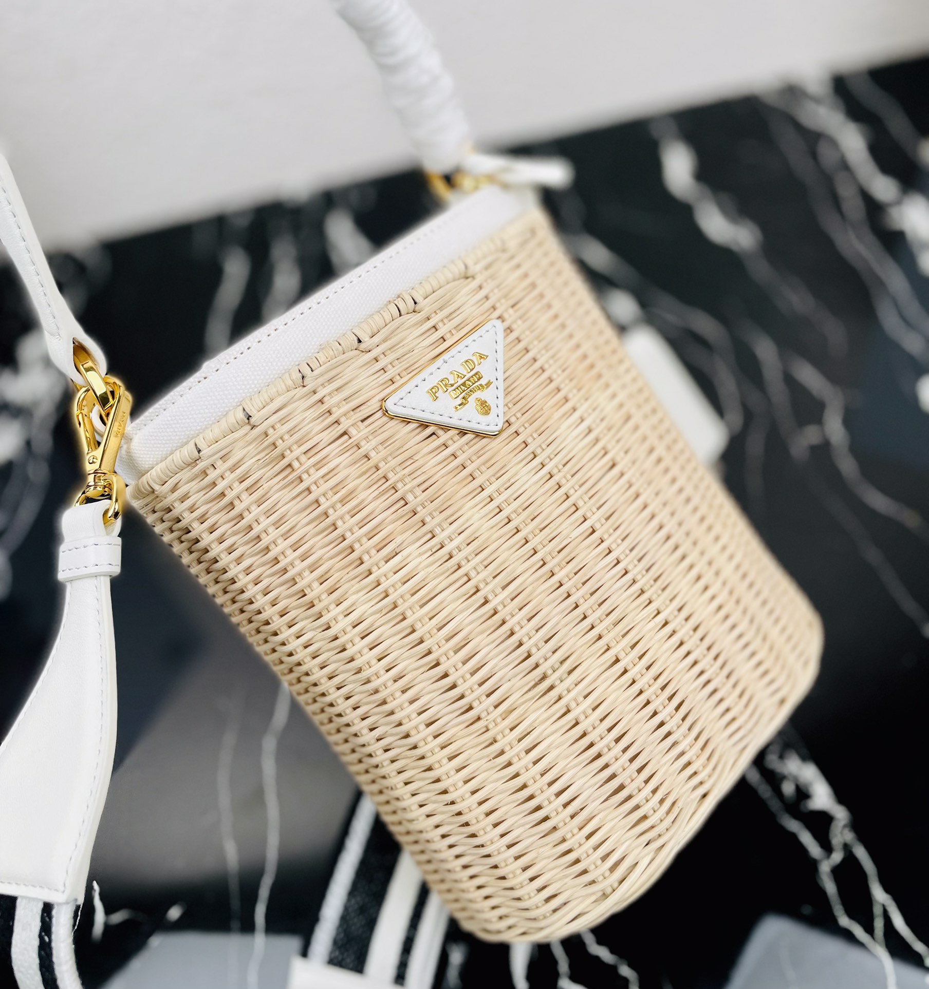 Prada Bolso Saco de Mimbre y Lona White