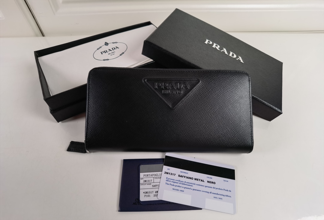 Prada Saffiano Leather Card Small Bag Black 2M1317