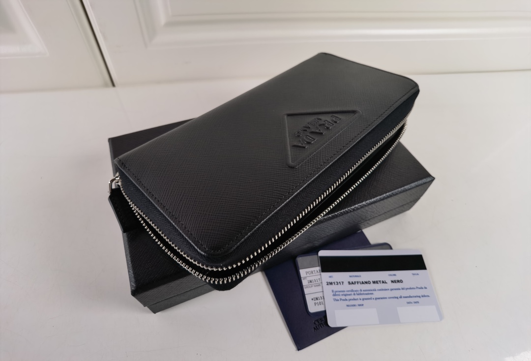 Prada Saffiano Leather Card Small Bag Black 2M1317