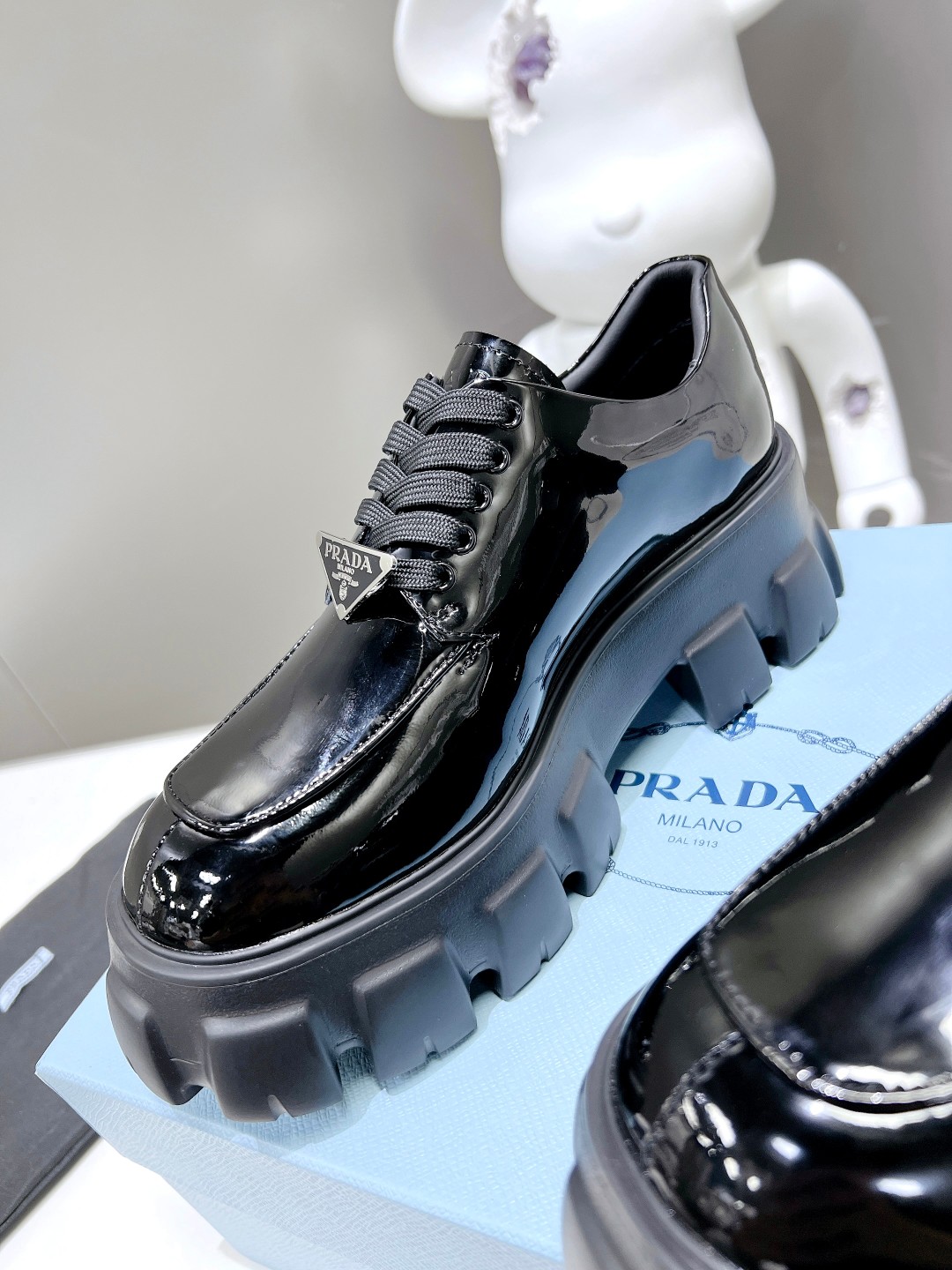 Prada Soft Padded Nappa Leather Lace-up Shoes-0005 34-40