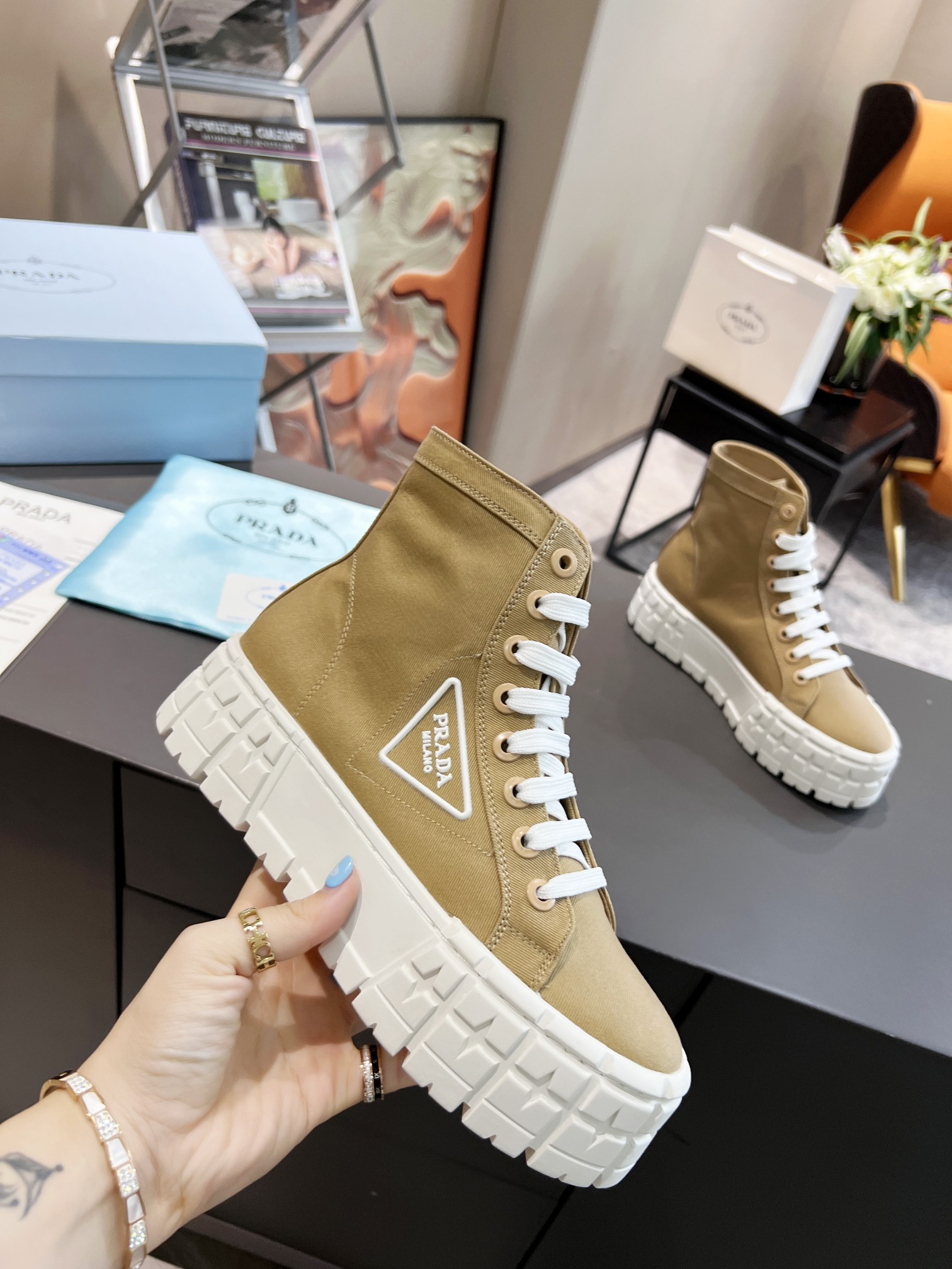 Prada Wheel High-top Canvas Sneakers-0004 35-41