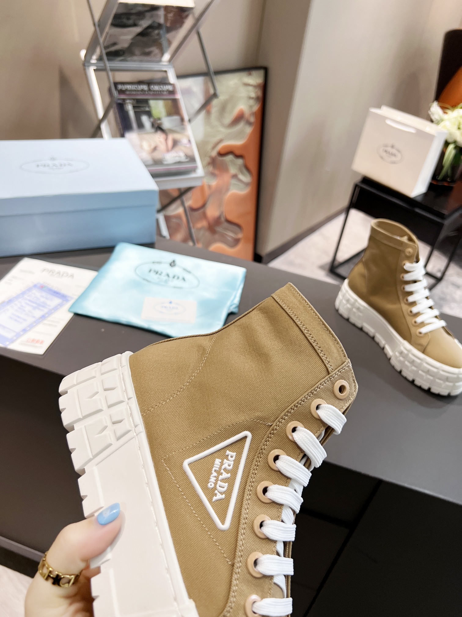 Prada Wheel High-top Canvas Sneakers-0004 35-41