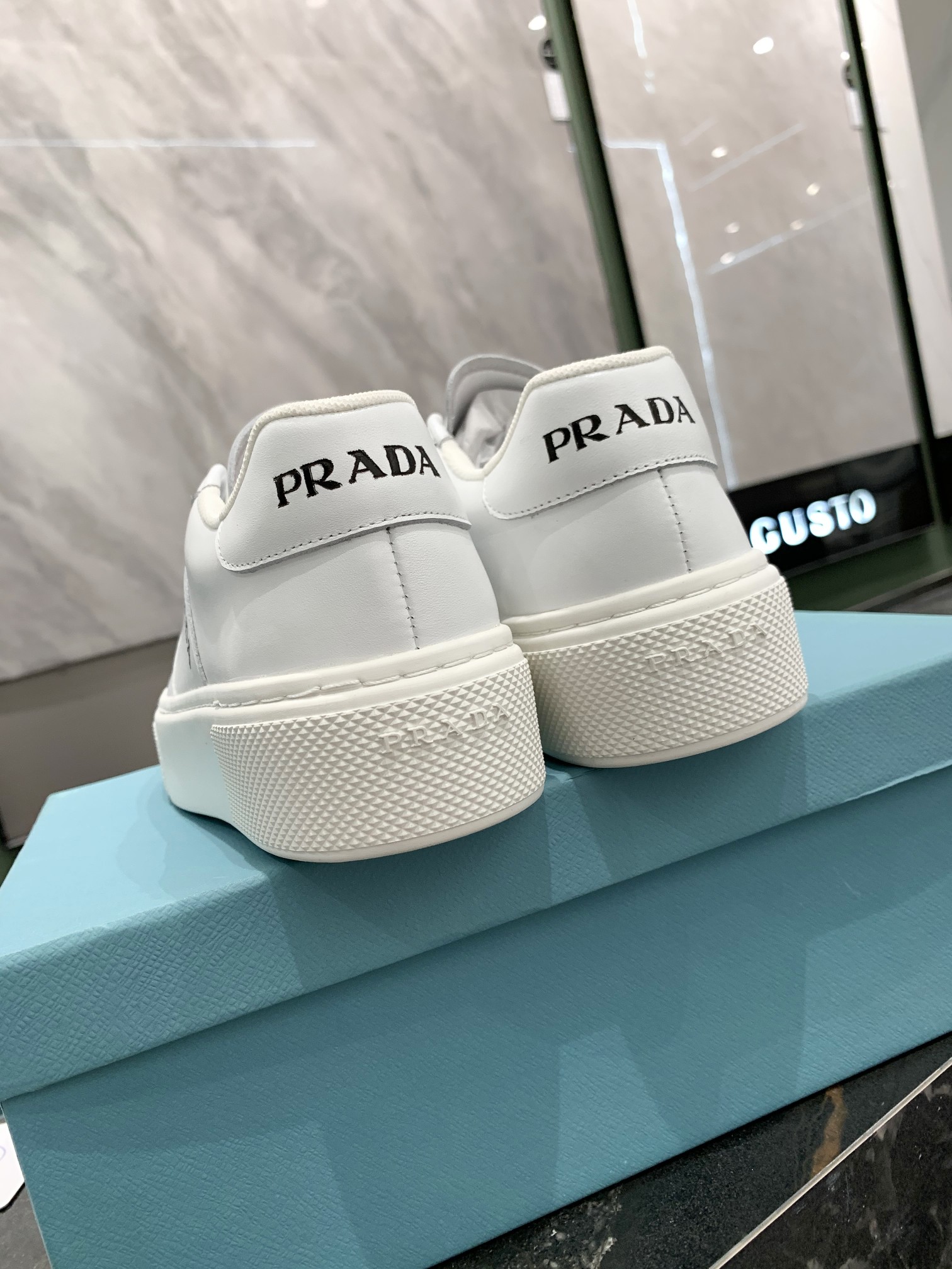 Prada Women Leather Sneakers-0015 35-41