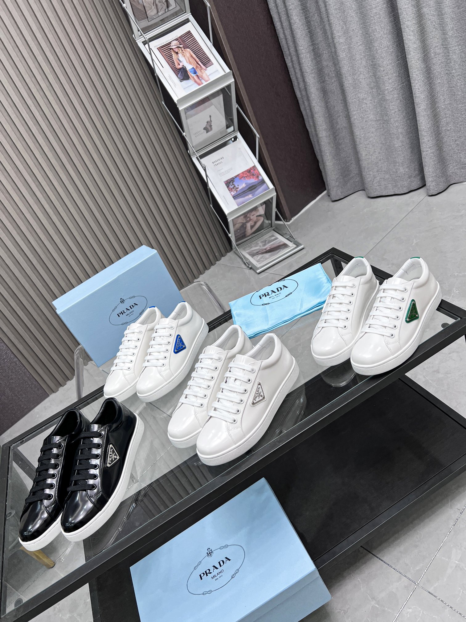 Prada Women Leather Sneakers-0029 35-41