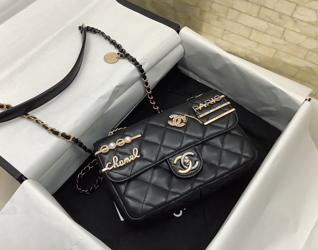 Replica 2022 Chanel Ohanel 22cm Small Flap Badge Bag Lambskin Black For Womens