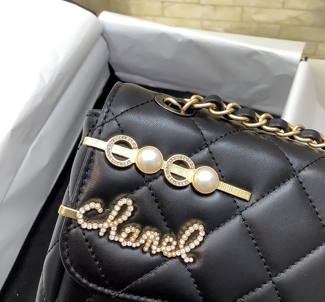 Replica 2022 Chanel Ohanel 22cm Small Flap Badge Bag Lambskin Black For Womens