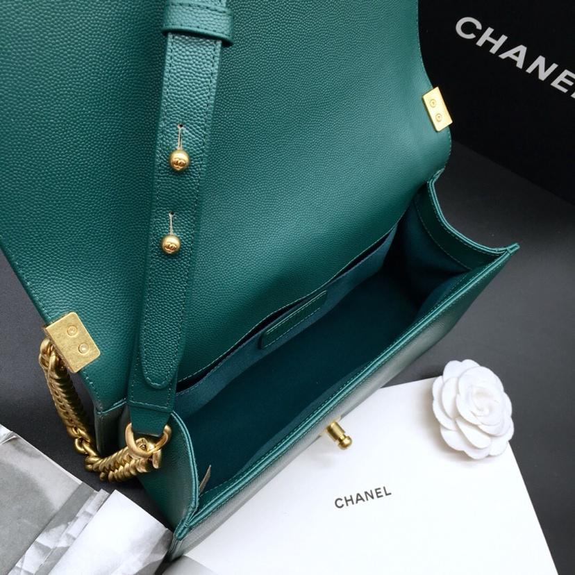 Replica 25.5cm Boy Chanel Handbag Green Grained Calfskin Gold Tone Metal