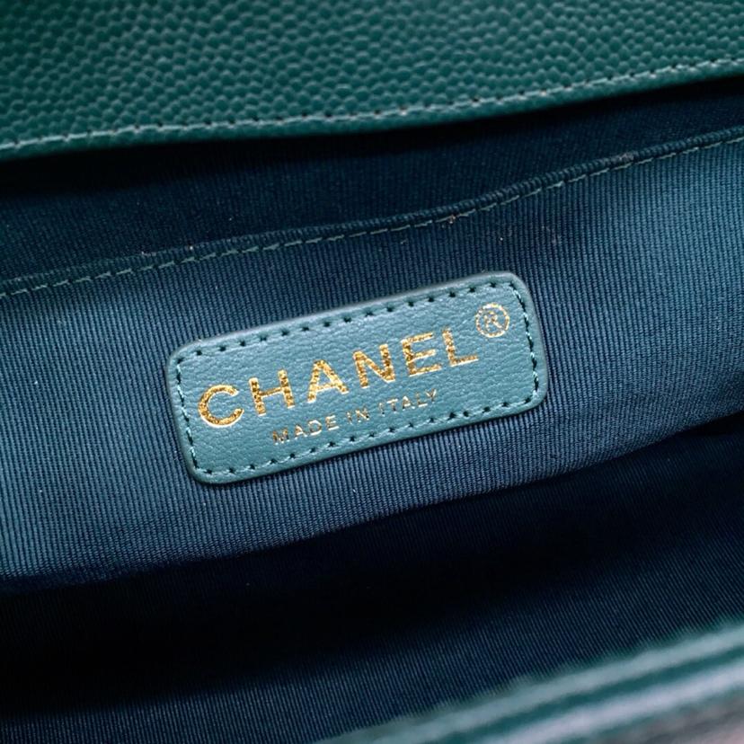 Replica 25.5cm Boy Chanel Handbag Green Grained Calfskin Gold Tone Metal