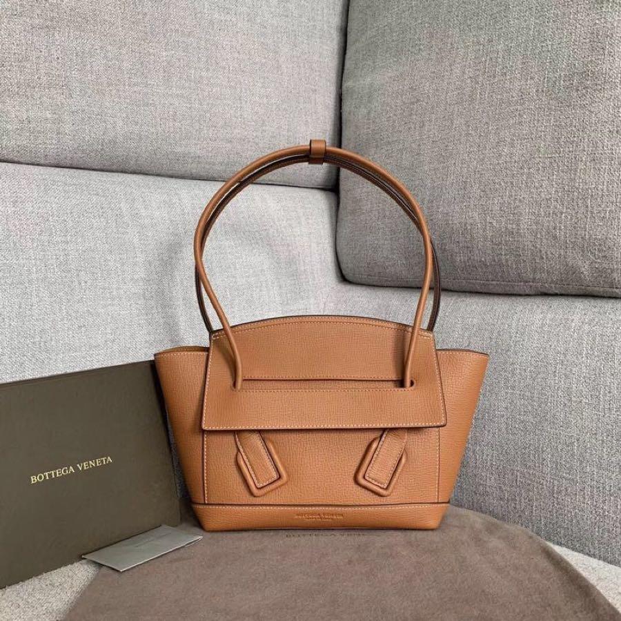 Replica Bottega Veneta Arco 33 Bag In Palmellato Calf Wood