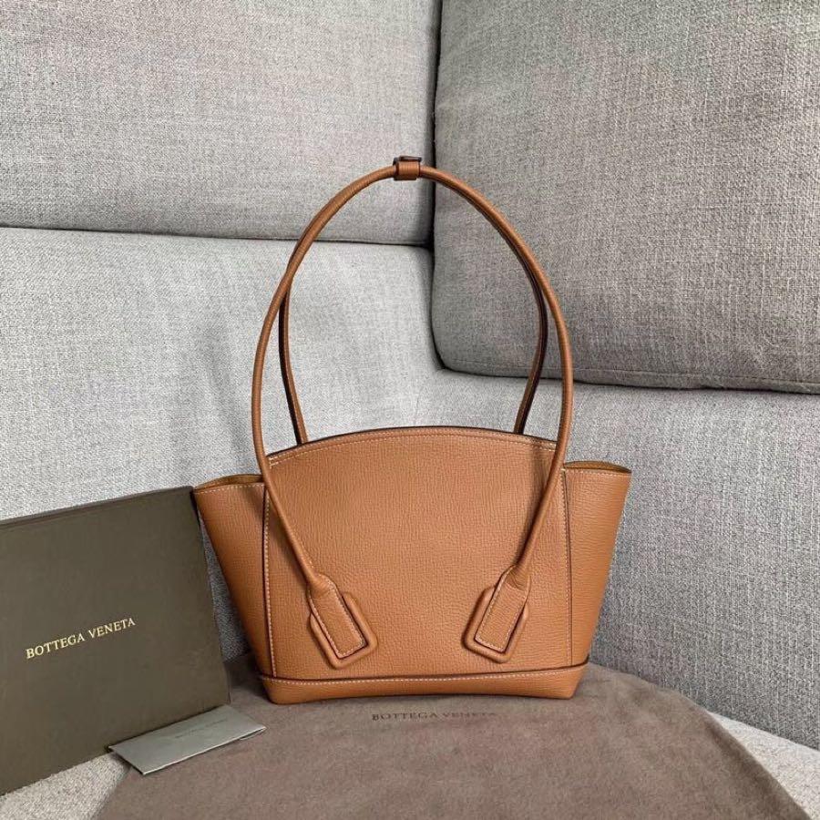 Replica Bottega Veneta Arco 33 Bag In Palmellato Calf Wood