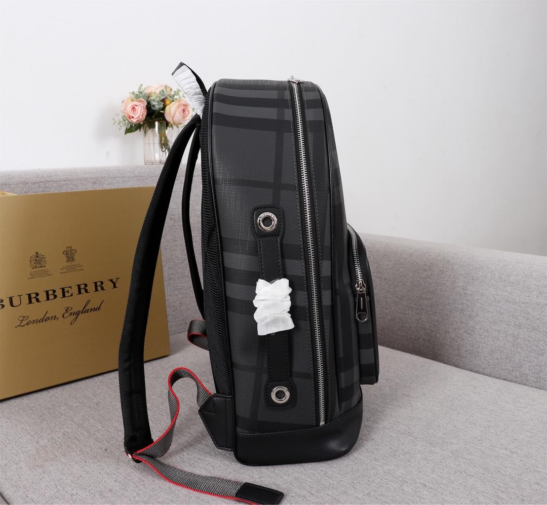 Replica Burberry Men 80051601 London Check and Leather Backpack