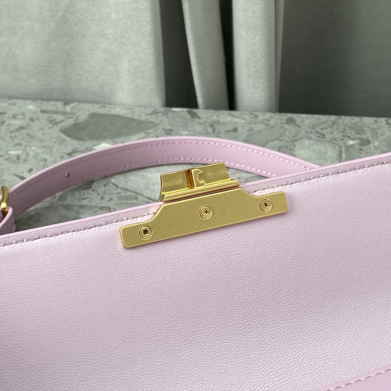 Replica Celine Triomphe Shoulder Bag In Shiny Calfskin Pink