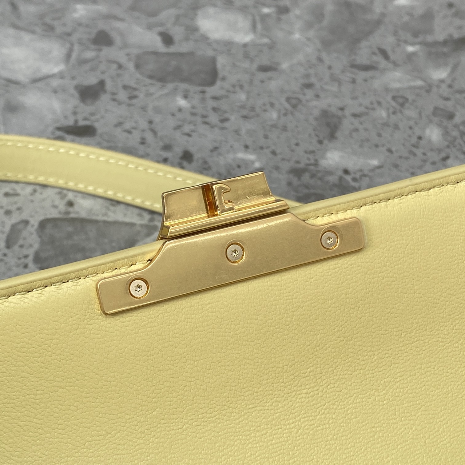 Replica Celine Triomphe Shoulder Bag In Shiny Calfskin Yellow