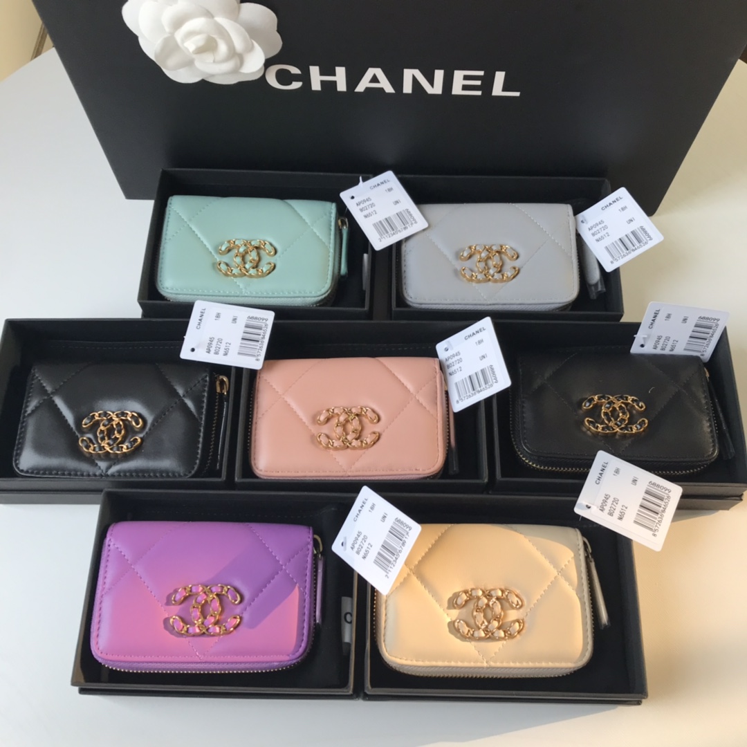 Replica Chanel 19 Chanel Short Zipper Wallets