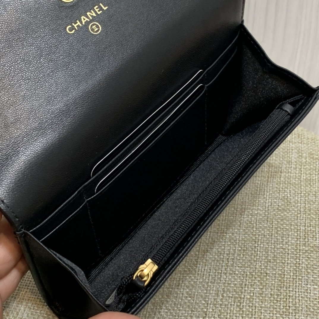 Replica Chanel 19 Women Long Wallet