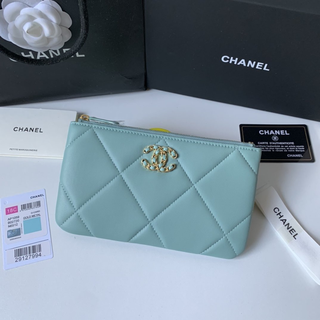 Replica Chanel 19 Women Pouch Bag