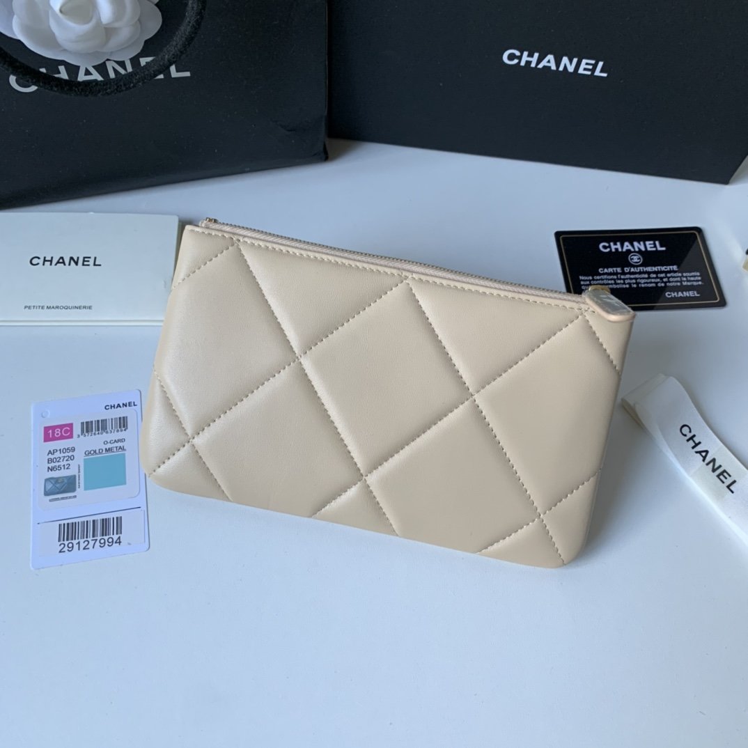 Replica Chanel 19 Women Pouch Bag