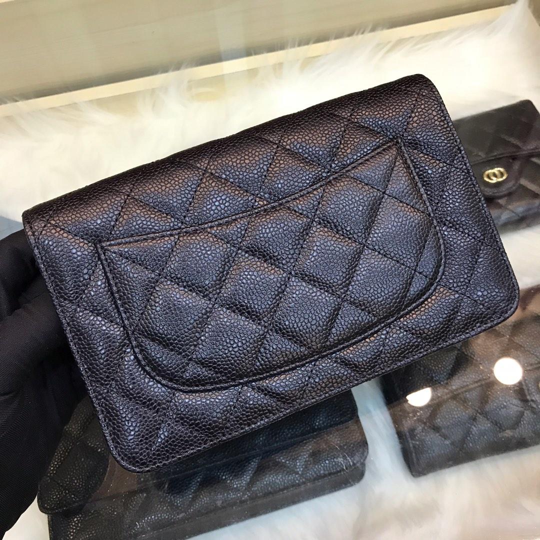 Replica Chanel A33814 Classcics Wallet On Chain Caviar Quilted Genuine Leather Gold Tone Metal