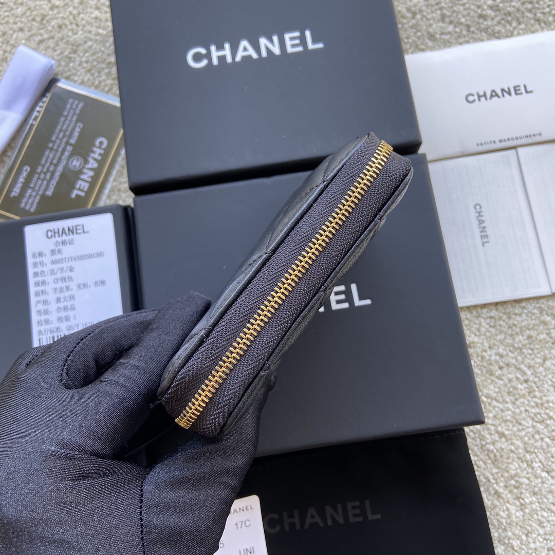 Replica Chanel A69271 Small Wallet Black Leather With Gold