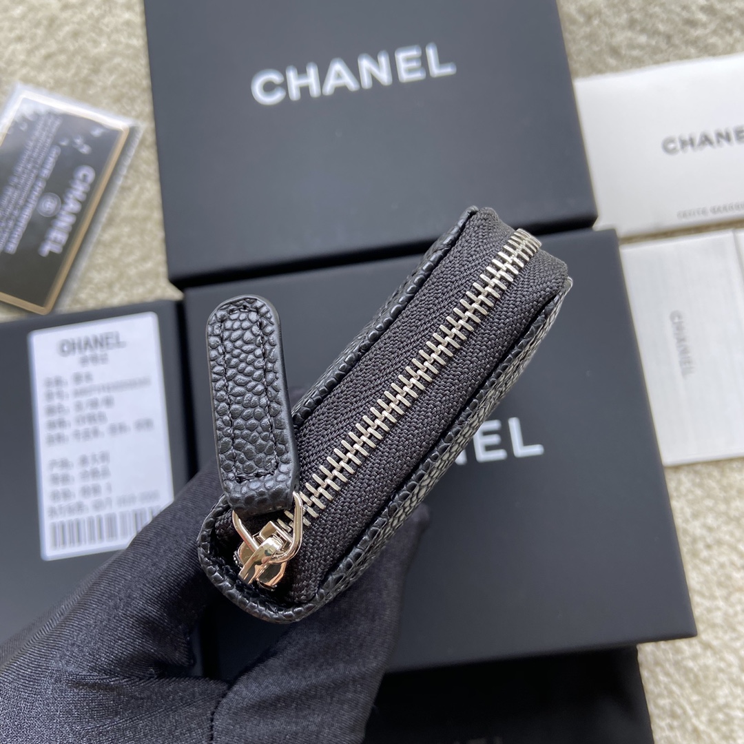 Replica Chanel A69271 Small Wallet Caviar Black Leather With Sliver