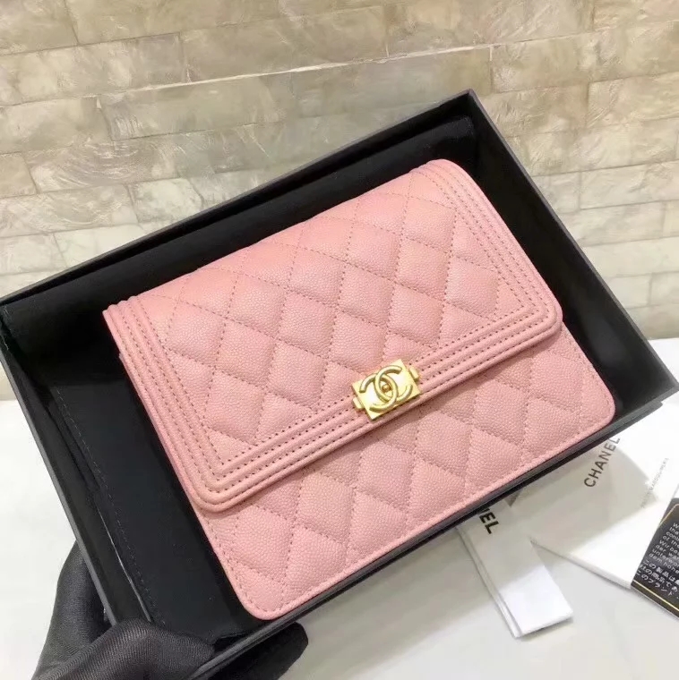 Replica Chanel A84433 BOY CHANEL Clutch with Chain Grained Calfskin Pink