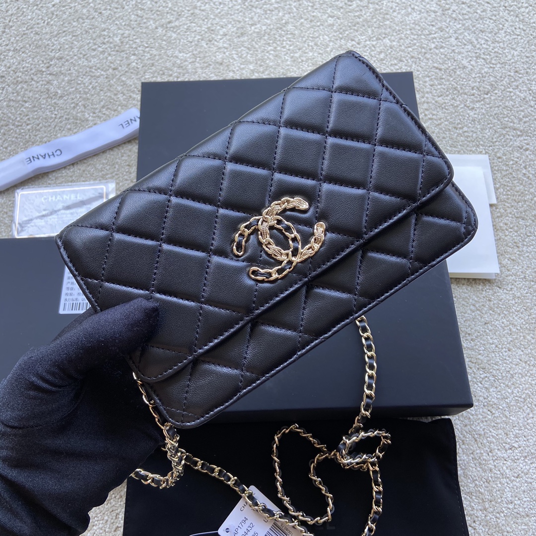 Replica Chanel AP1794 Women Wallet On Chain Black Leather