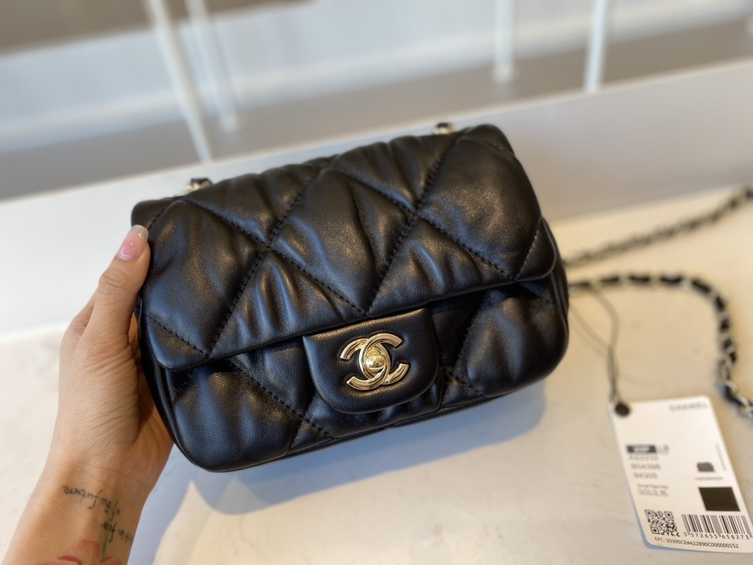 Replica Chanel AS2232 Small Flap Bag Calfskin Gold-Tone Metal Black