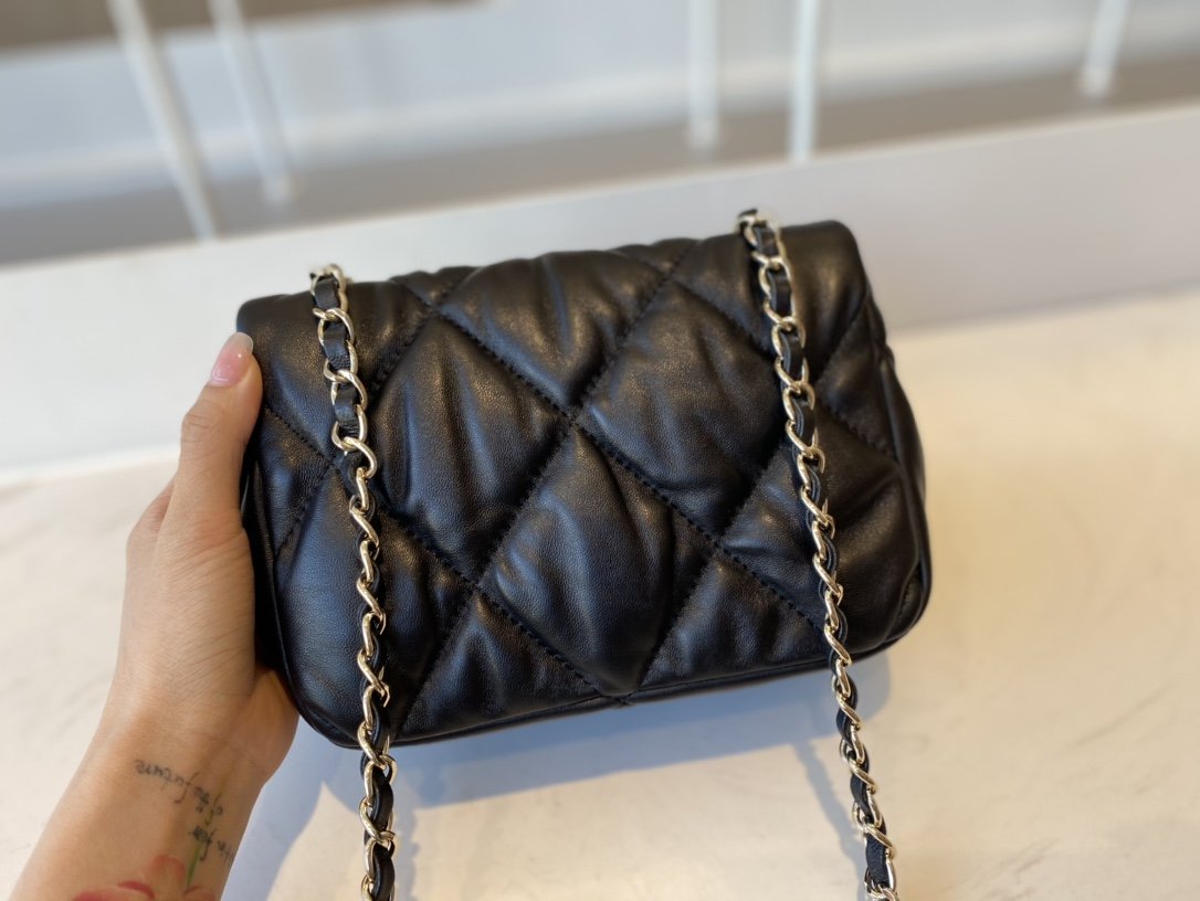 Replica Chanel AS2232 Small Flap Bag Calfskin Gold-Tone Metal Black