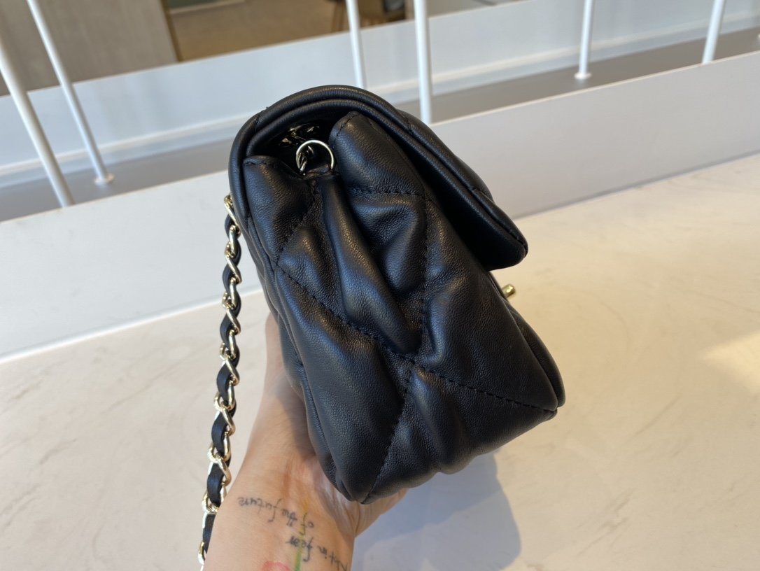 Replica Chanel AS2232 Small Flap Bag Calfskin Gold-Tone Metal Black