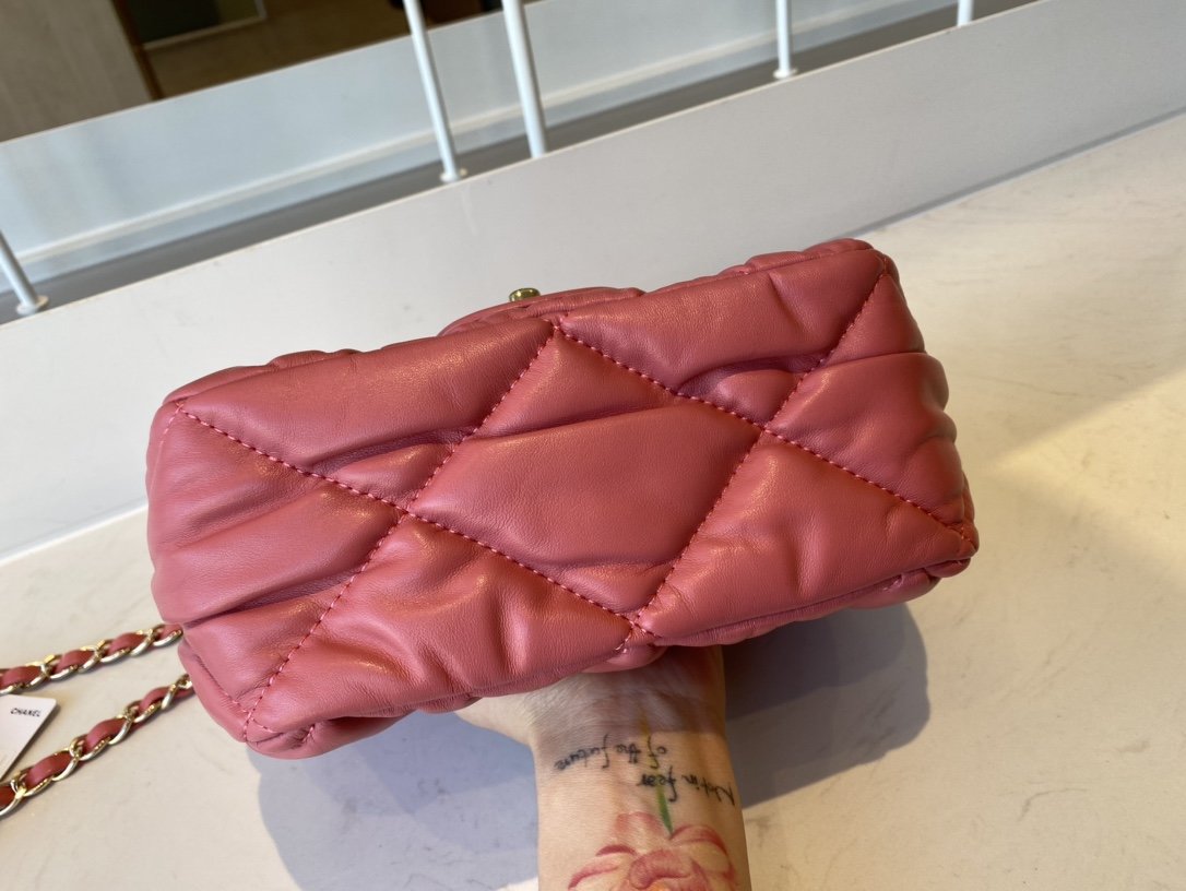 Replica Chanel AS2232 Small Flap Bag Calfskin Gold-Tone Metal Pink