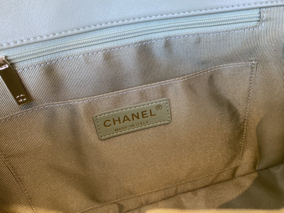 Replica Chanel AS2234 Large Flap Bag Calfskin Gold-Tone Metal Green 20cm