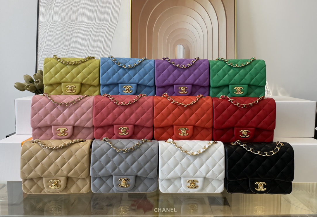 Replica Chanel Clasica Flap Mini Chain Shoulder Bag 17cm Quilted Lambskin With Gold 12 Colors