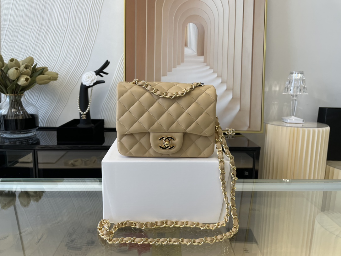 Replica Chanel Clasica Flap Mini Chain Shoulder Bag 17cm Quilted Lambskin With Gold Beige