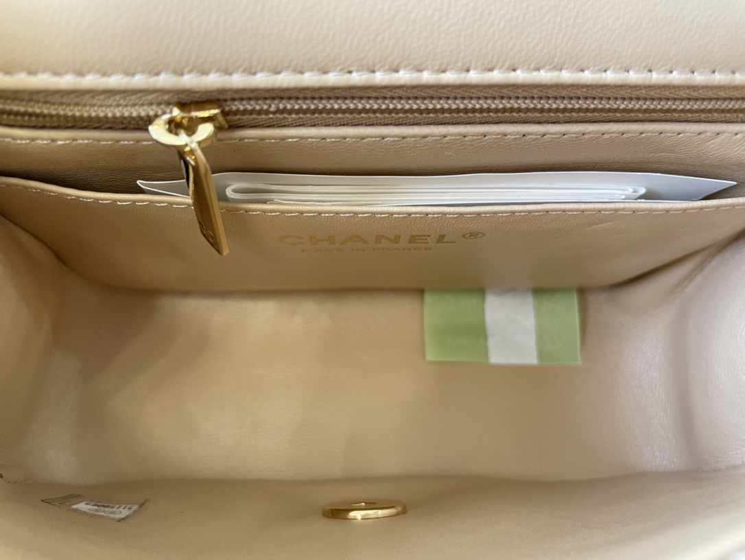 Replica Chanel Clasica Flap Mini Chain Shoulder Bag 17cm Quilted Lambskin With Gold Beige