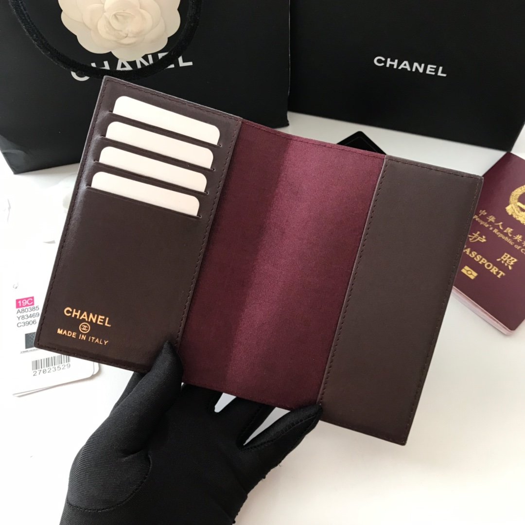 Replica Chanel Classic Passport Holder Features Grained Calfskin Gold-Tone Metal