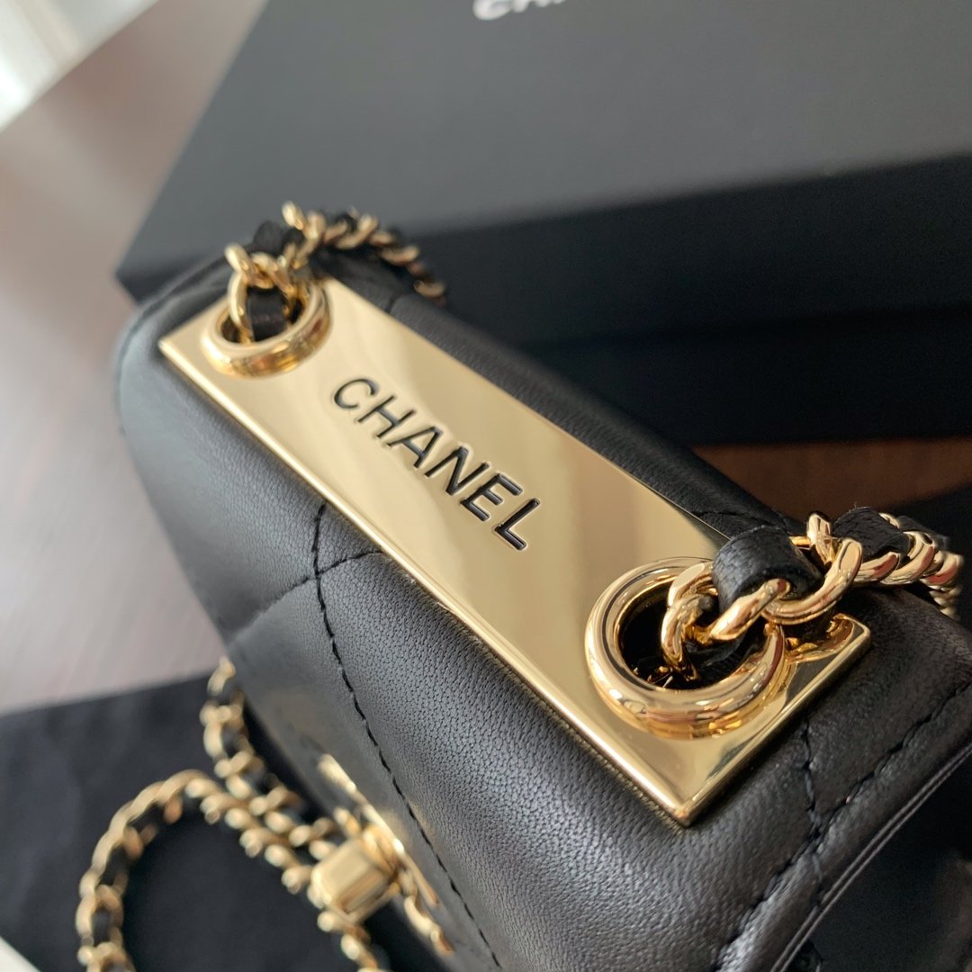 Replica Chanel Ohanel Trendy Mini Wallet on Chain Lambskin Gold-Tone Metal Black