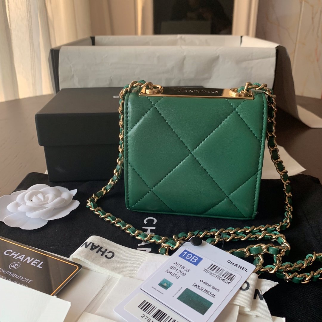 Replica Chanel Ohanel Trendy Mini Wallet on Chain Lambskin Gold-Tone Metal Green