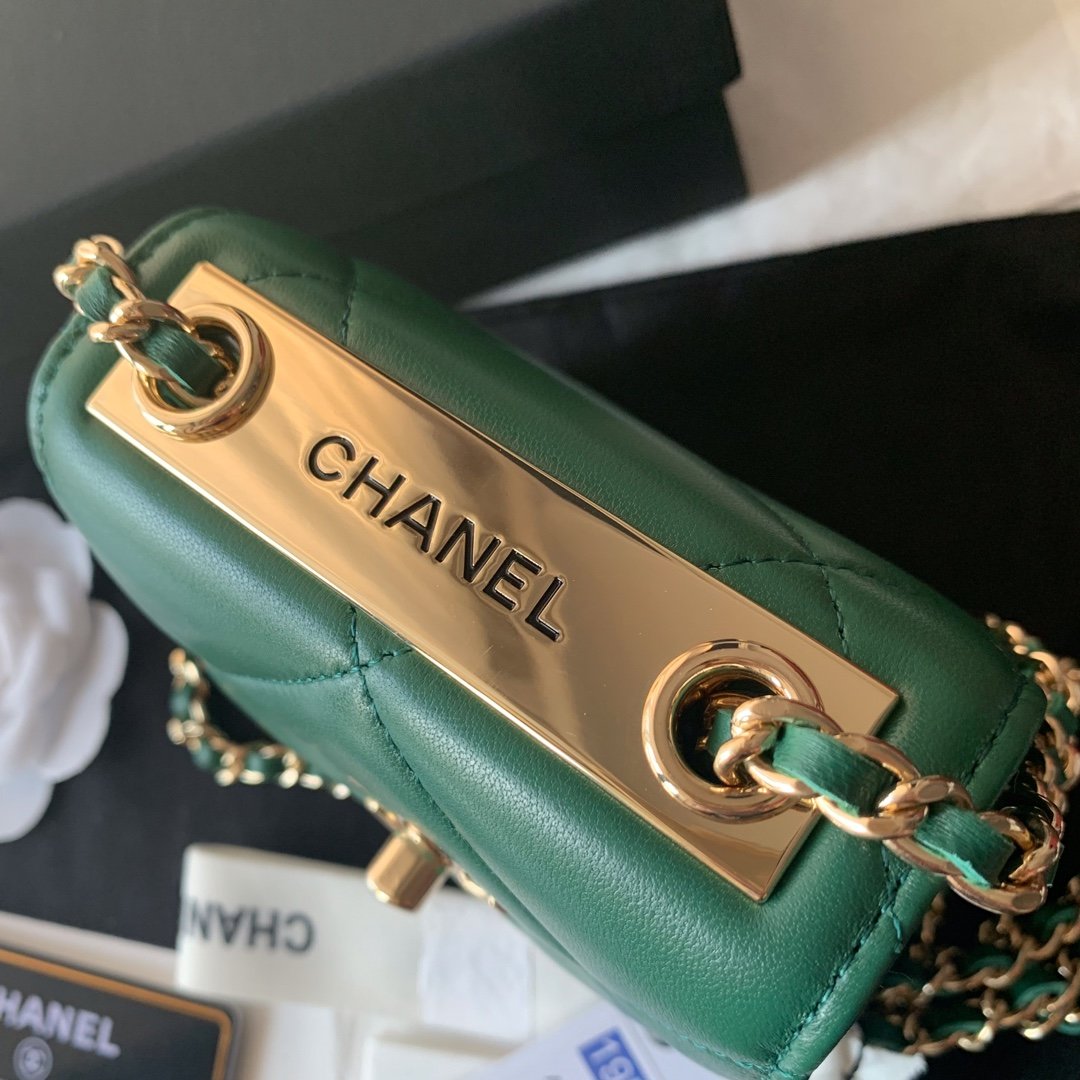 Replica Chanel Ohanel Trendy Mini Wallet on Chain Lambskin Gold-Tone Metal Green