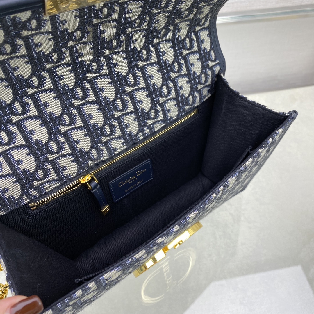 Replica Dior 30 Montaigne Bag Blue Dior Oblique Jacquard