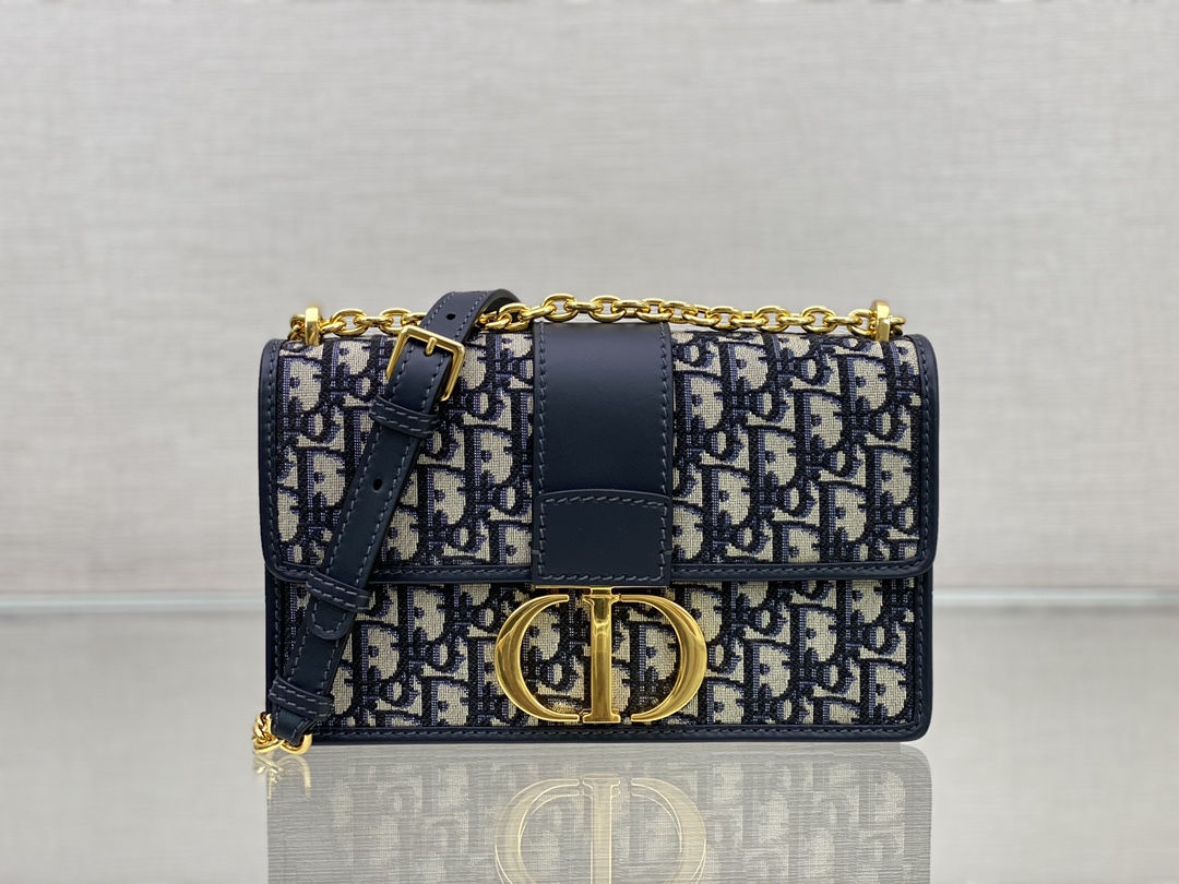 Replica Dior 30 Montaigne Bag Blue Dior Oblique Jacquard