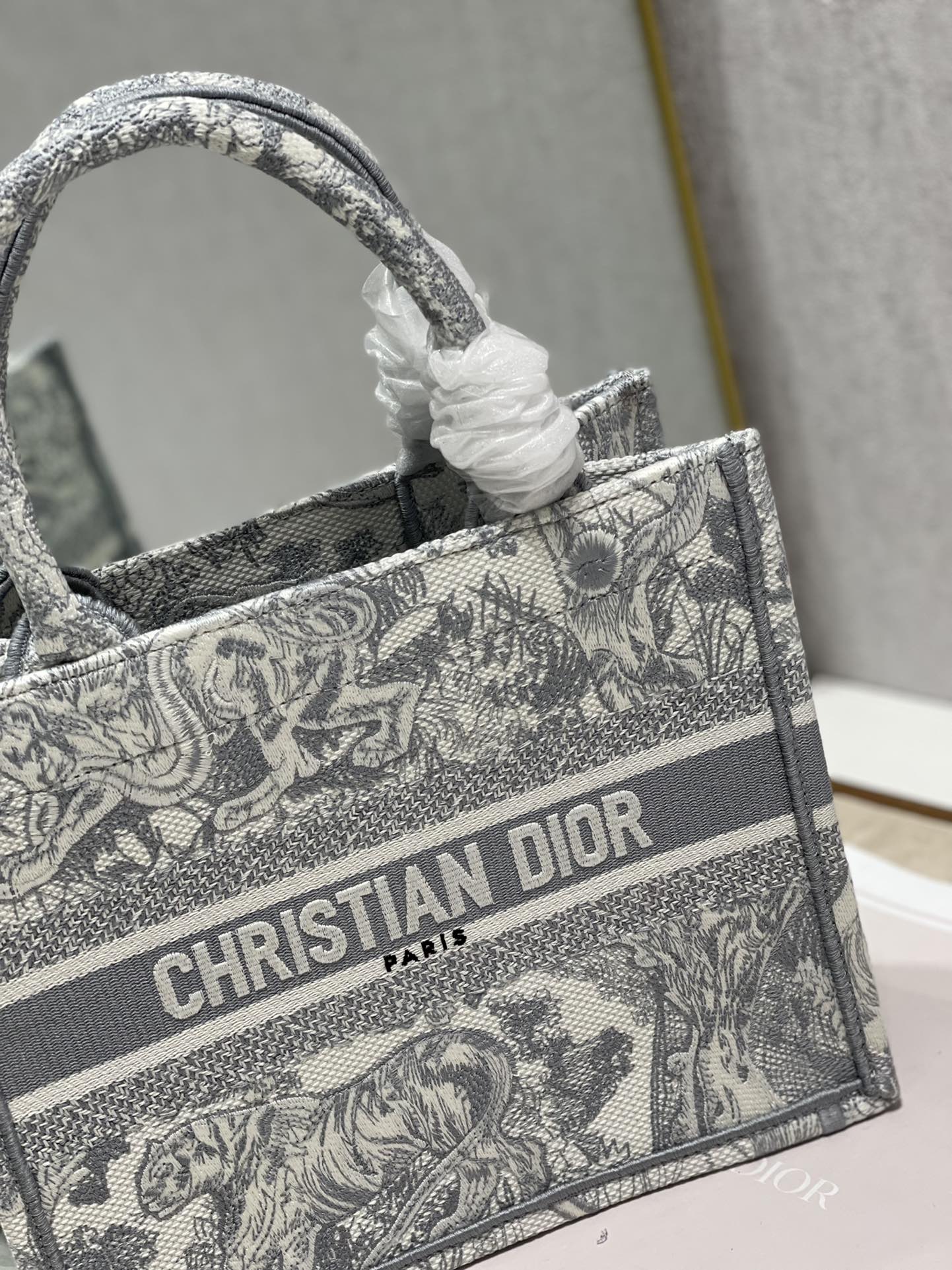 Replica Dior New Size Book Tote 26.5CM Gray Toile de Jouy Reverse Embroidery